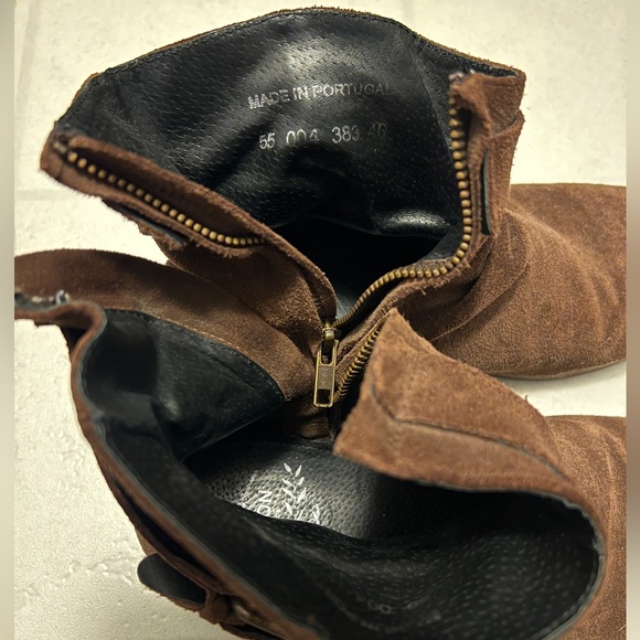 (Made in Portugal) Union Chelsea Buckle Boots - Picture 3 of 4